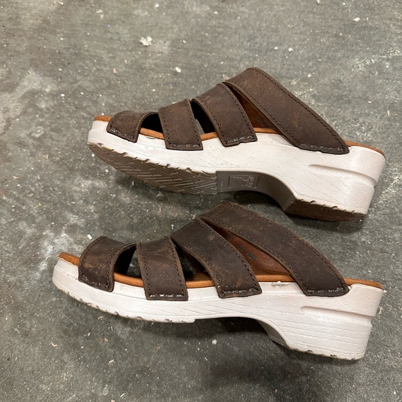 Dansko sandals size 38 - Picture 2 of 4